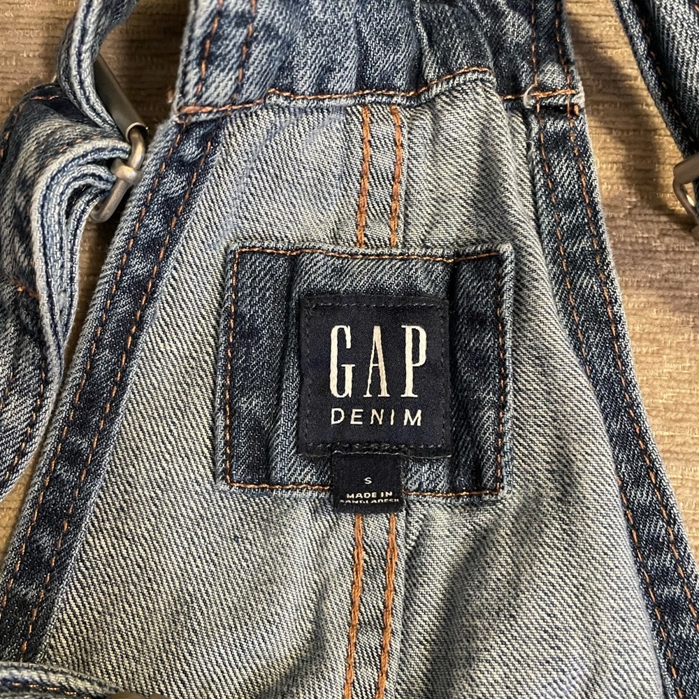 Gap Slouch crop overall - Picture 9 of 9